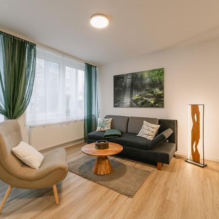Modernes 2-Zimmer Themen-Apartment Im Zentrum Bayreuth Exterior foto